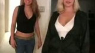 Nie wstydź się i ssij maleńka