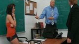 Ona chce mieć lepsze stopnie