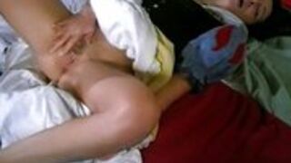 Sama w chatce 7 krasnoludków