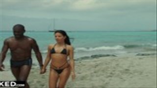 Fajna dziewczyna dobrze ją zapina w gładką piczkę 