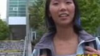 W samochodzie  z azjatycką kurewką