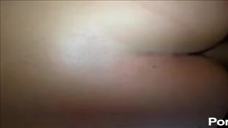 Wsuwanie pałki w jej seks dziurkę 