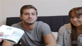 Długa pałka i blada nastoaltka 