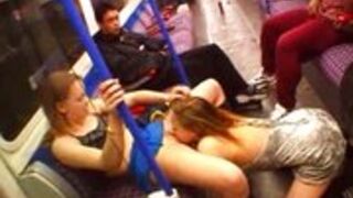 Porno akcja przy metrze