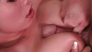 Prosto w japońskie cyce