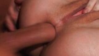 Porno gwiazdor wyjebał ją w cipsko i dupala