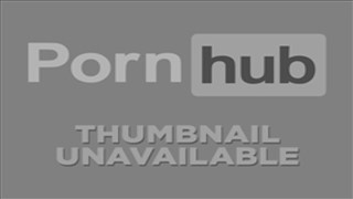 Ruda laseczka liże jej boskie dupsko