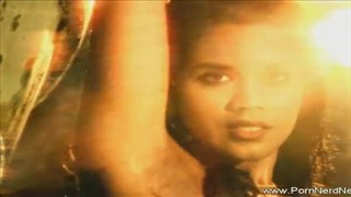 Kocie ruchy mokrej Hinduski