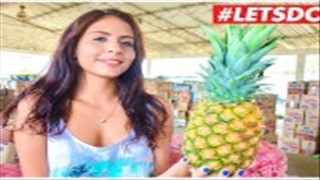 Tatuś palcuje przesłodką laseczkę