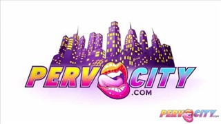 Ostra Lily Carter sama się o to prosiła