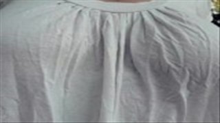 Dojrzałą Rosjanka kuca i trzepie fiuta