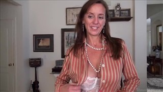 Dojrzała panna pokazała cycuszki