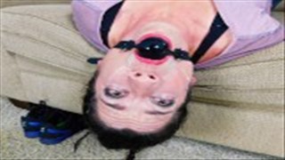 Orgazm związanej pani