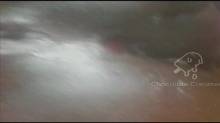 Sztuczne piersi amatorki ładowanej od tylca