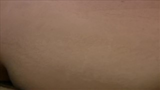 Mama i córka ocierają się pipkami