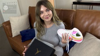 Dostała buty i dała dupy