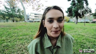 Nieogolona szparka poderwanej laseczki