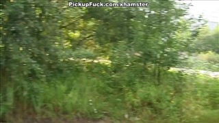 Na spacerze z murzynem i jego kolegą