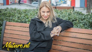 Poderwana mamusia ma nieogoloną pipke