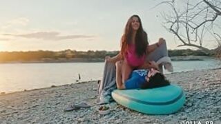 Wakacyjny seks pod gołym niebem