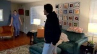 Gruby facet posuwa prywatną pielęgniarkę