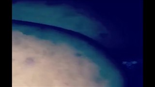 Amatorka lata z zarośniętą pizdą