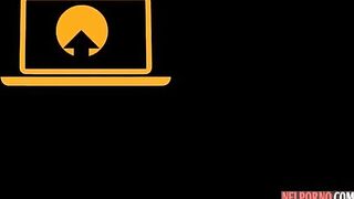 Rżnięta w Prysznicu na Pieska Ostro