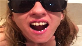 Squirt laski przed kamerką