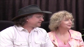 Missi Daniels słodko ciągnie druta