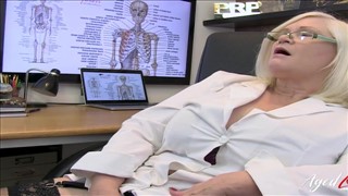 W hotelu się zabawiają